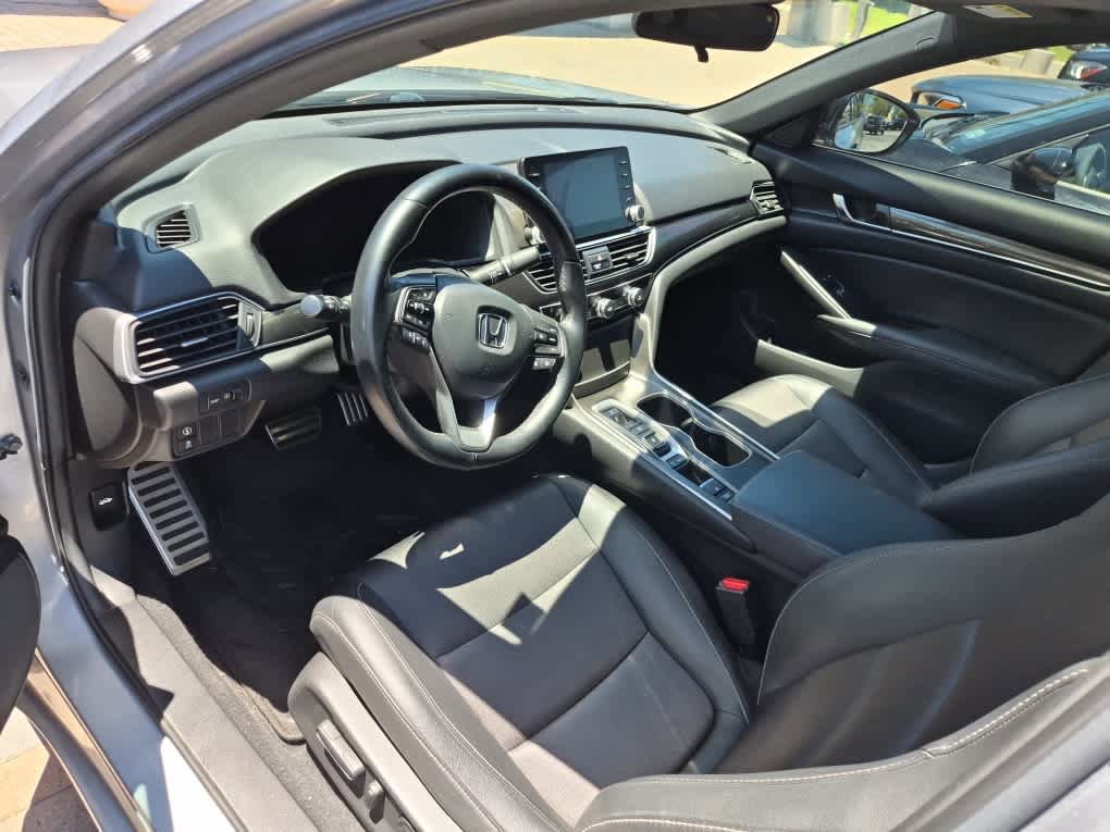 Used 2021 Honda Accord Sport image 3