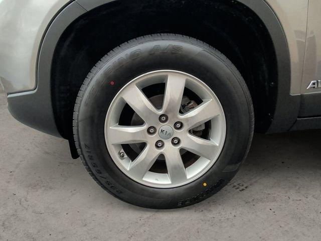 Used 2013 Kia Sorento LX w/ Convenience Pkg AWD/4WD image 14