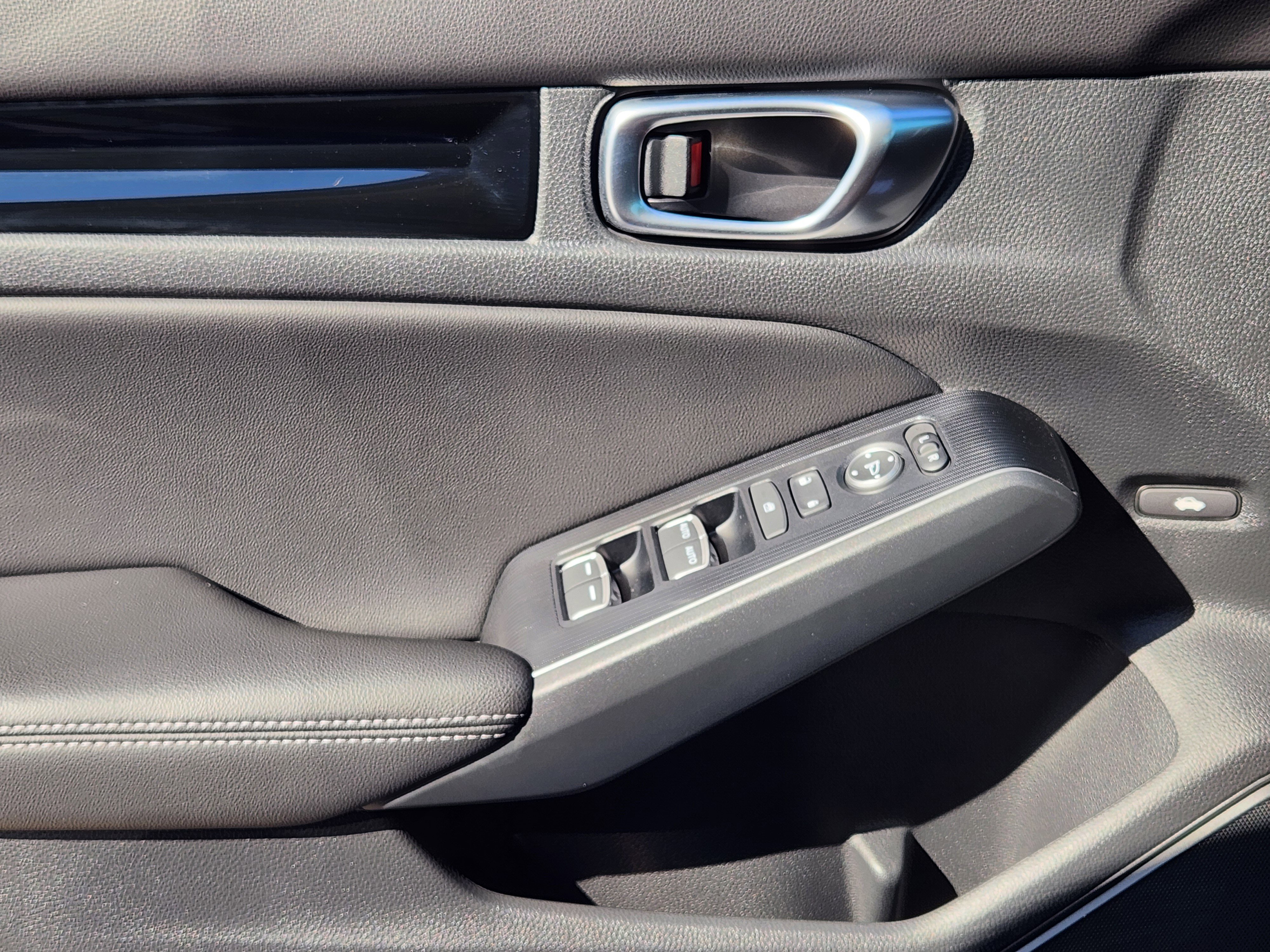 Certified 2023 Honda Civic Touring image 24