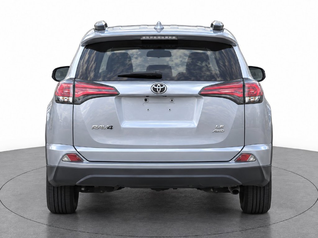 Used 2018 Toyota RAV4 LE w/ All Weather Liner Package AWD/4WD image 7