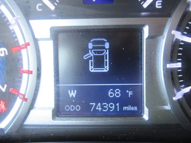 Used 2018 Toyota 4Runner SR5 image 25