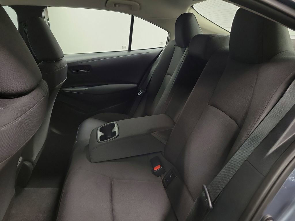 Used 2025 Toyota Corolla LE image 20