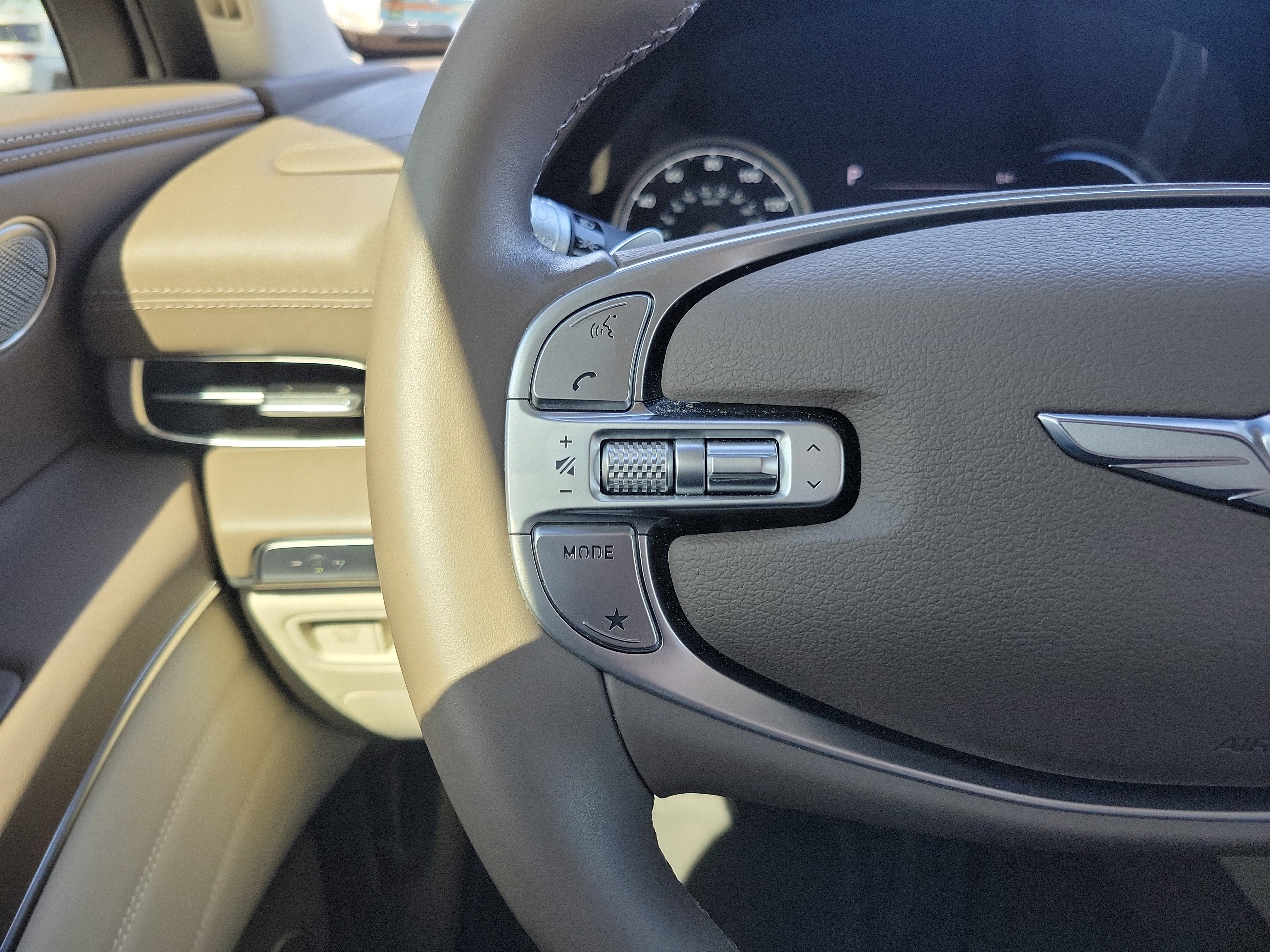 Used 2024 Genesis GV80 3.5T w/ Advanced Package image 12