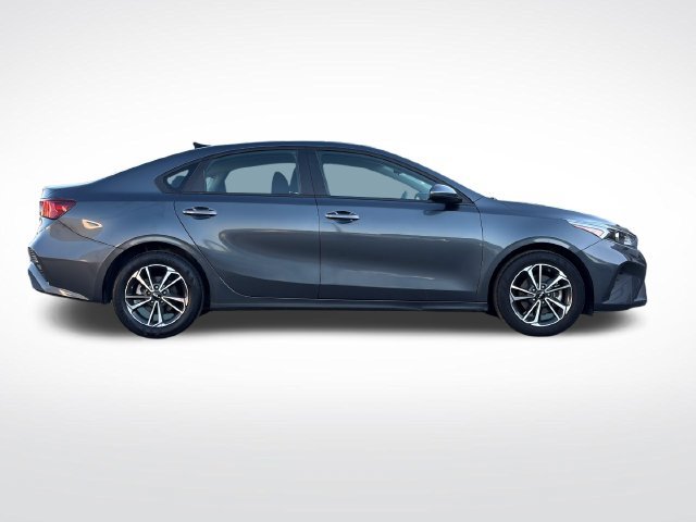 Certified 2024 Kia Forte LXS FWD image 4