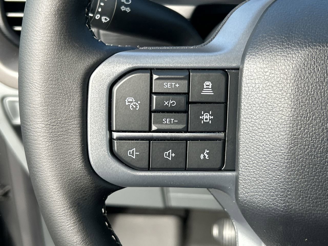 New 2025 Ford F150 XLT w/ Equipment Group 302A MID image 60