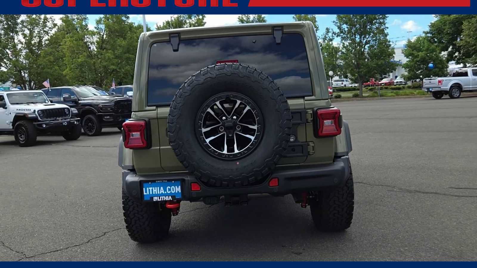 New 2026 Jeep Wrangler Unlimited Rubicon AWD/4WD image 7