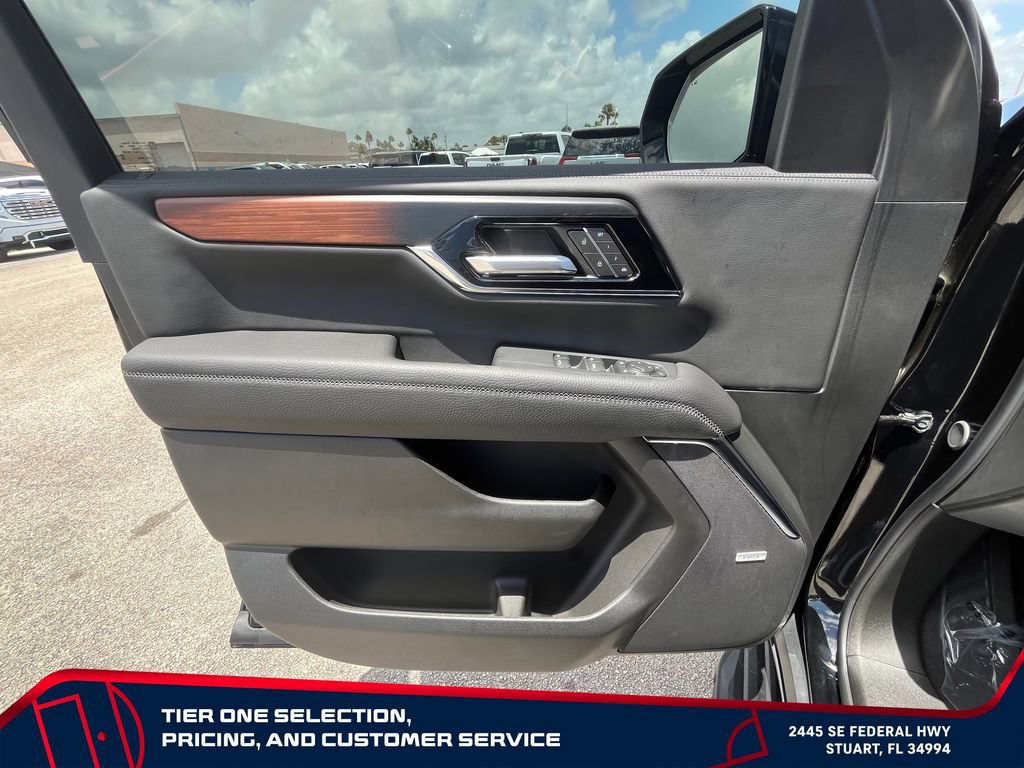 New 2026 GMC Yukon Denali w/ LPO, Floor Liner Package RWD image 24
