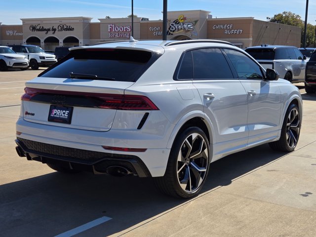 Used 2023 Audi RS Q8 AWD/4WD image 6