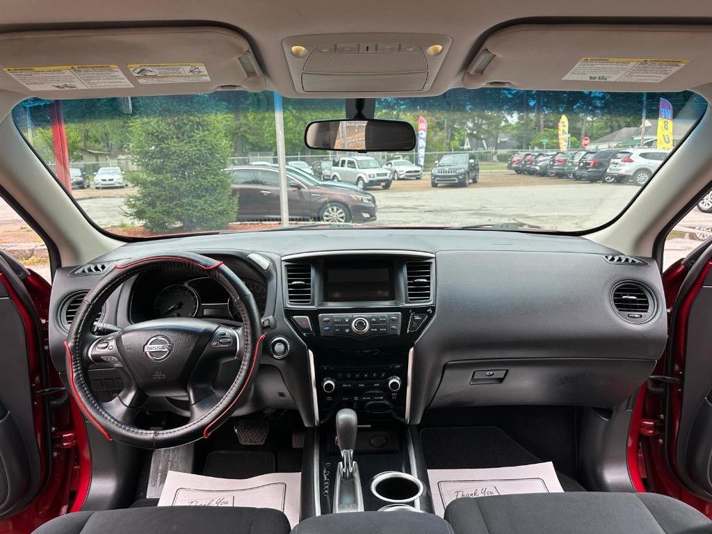 Used 2015 Nissan Pathfinder S FWD image 26