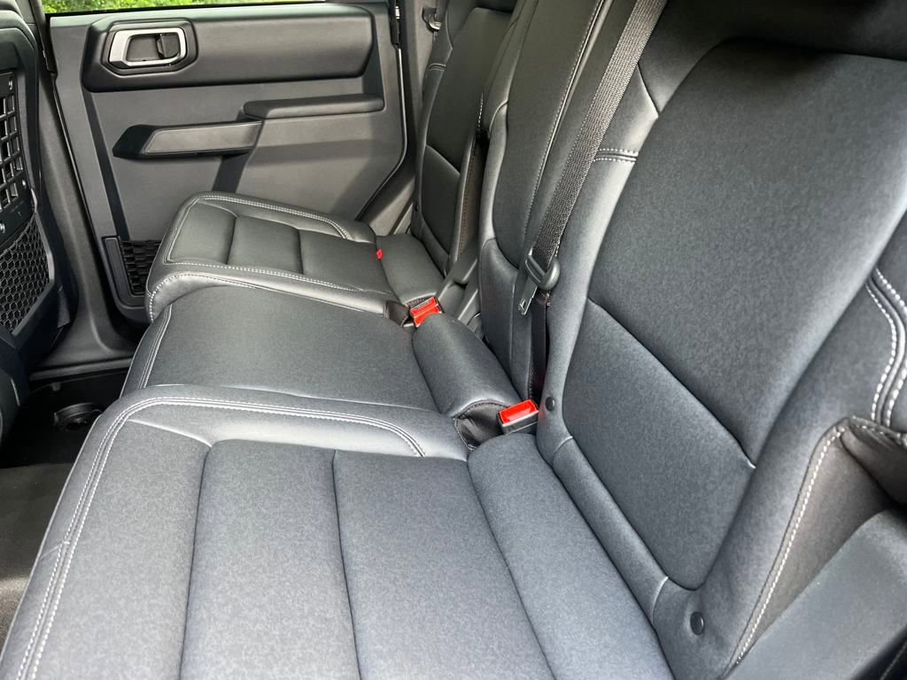 New 2025 Ford Bronco Badlands image 22