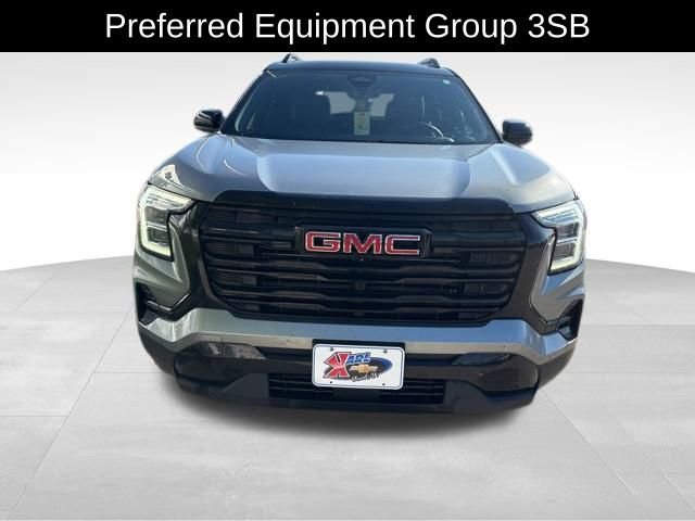 Certified 2025 GMC Terrain Elevation w/ Elevation Premium Package AWD/4WD image 2