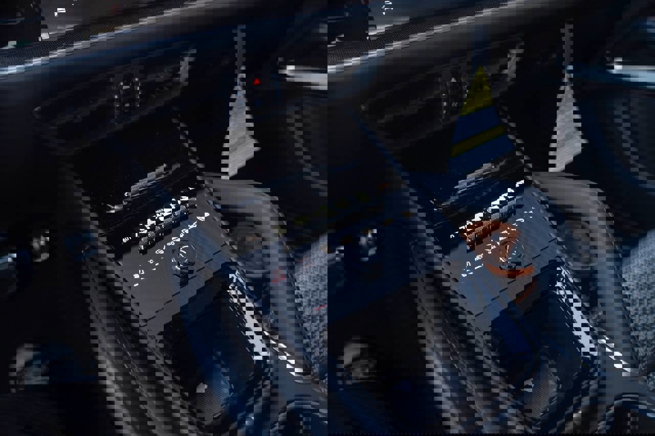 Used 2025 Porsche Cayenne Turbo image 21