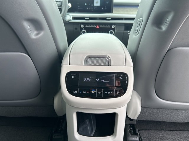 New 2026 Hyundai Ioniq 9 SEL image 17