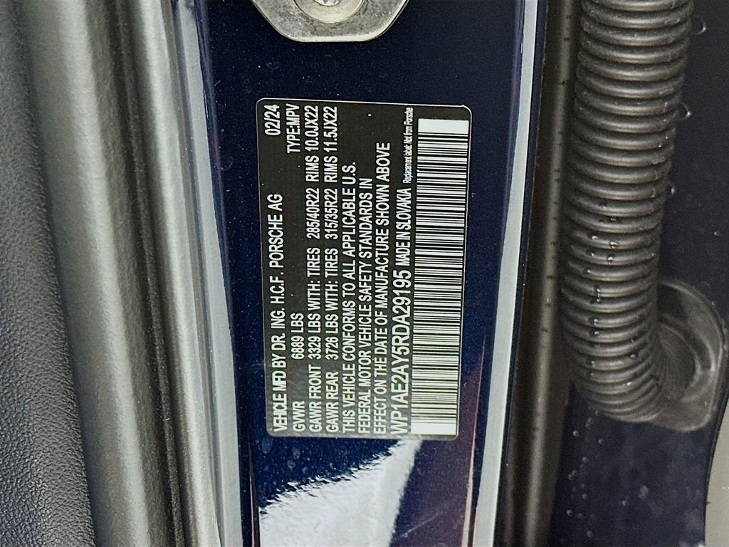 Used 2024 Porsche Cayenne image 35