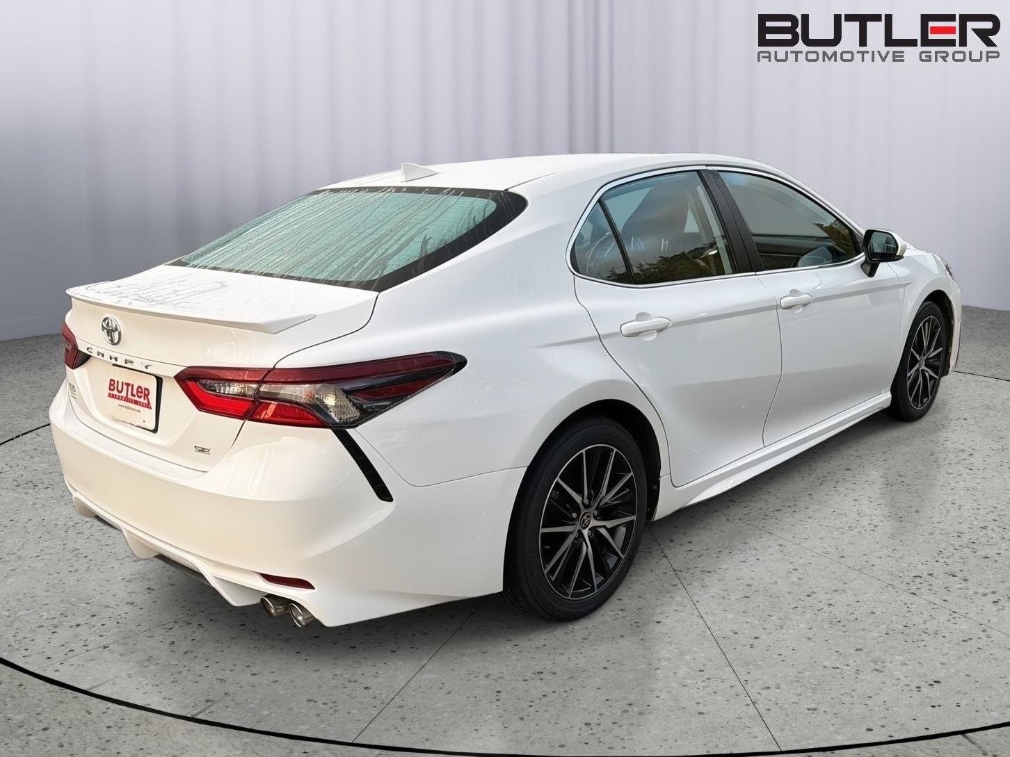 Certified 2023 Toyota Camry SE FWD image 6