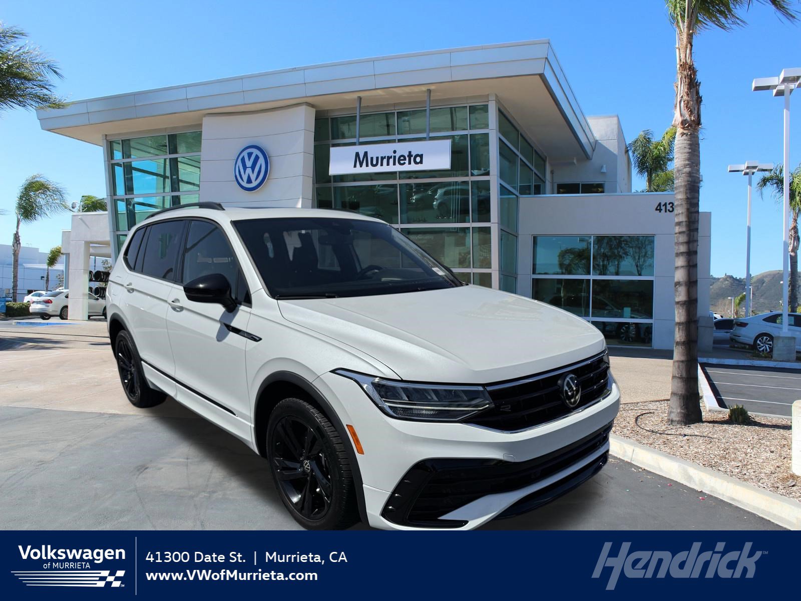 Used 2024 Volkswagen Tiguan SE R-Line FWD image 1