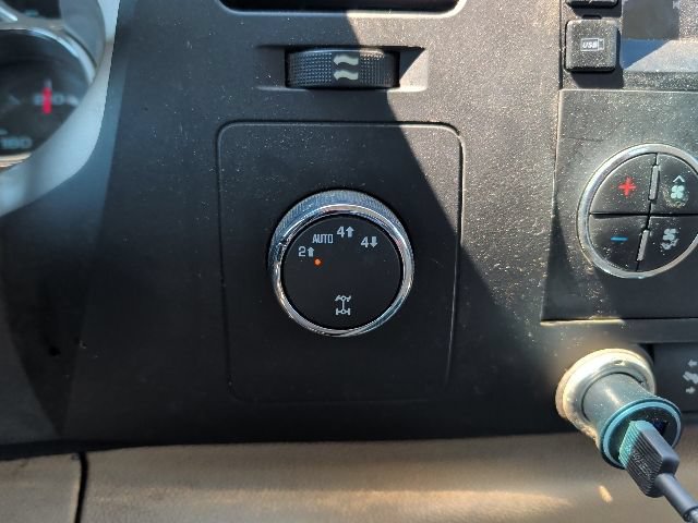 Used 2011 GMC Sierra 1500 SLE w/ Power Tech Package AWD/4WD image 19