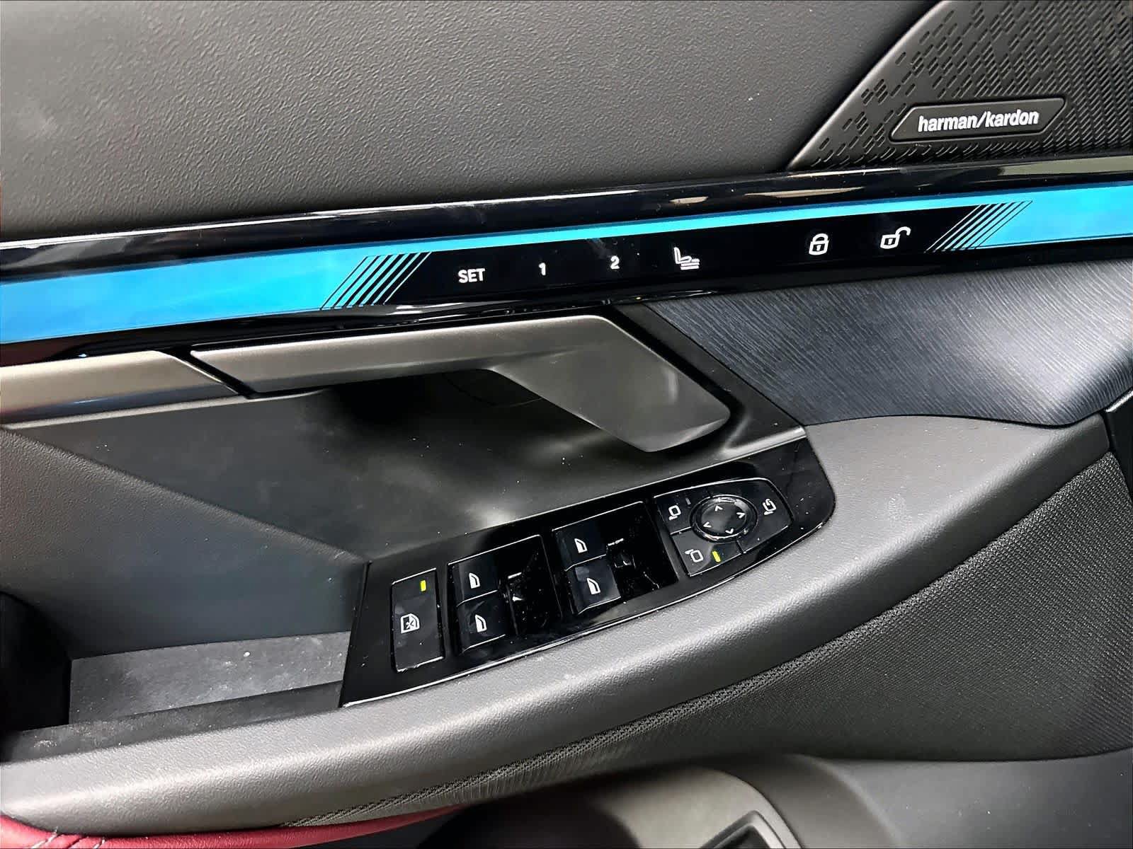 Used 2026 BMW i5 eDrive40 w/ M Sport Package RWD image 35