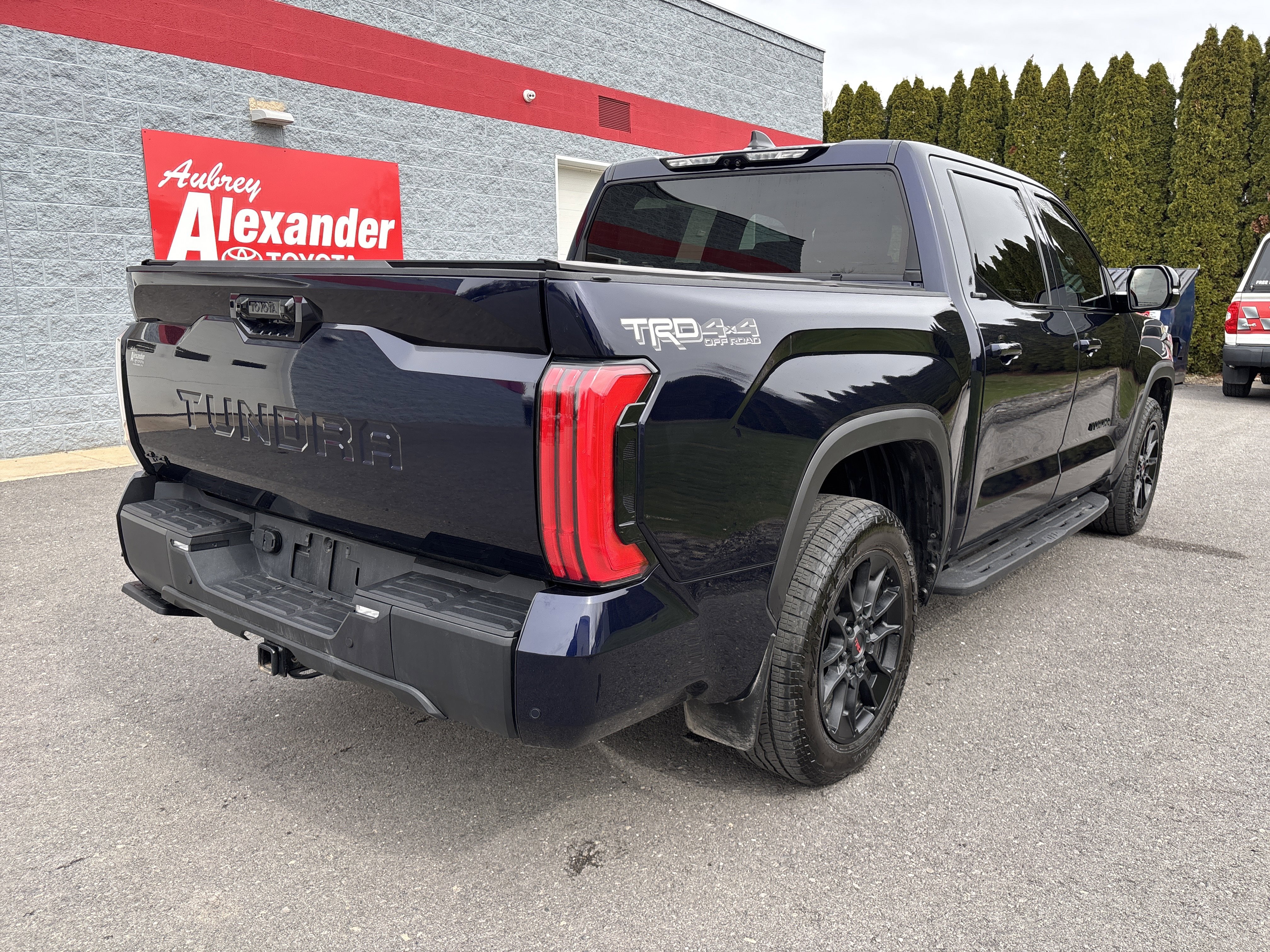 Used 2025 Toyota Tundra Limited w/ TRD Off-Road Package image 3