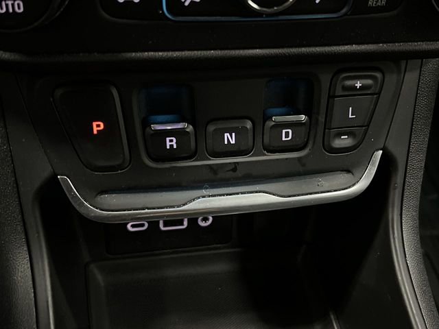 Certified 2019 GMC Terrain SLE w/ Driver Convenience Package AWD/4WD image 15