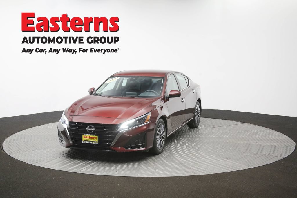 Used 2023 Nissan Altima 2.5 SV FWD image 54