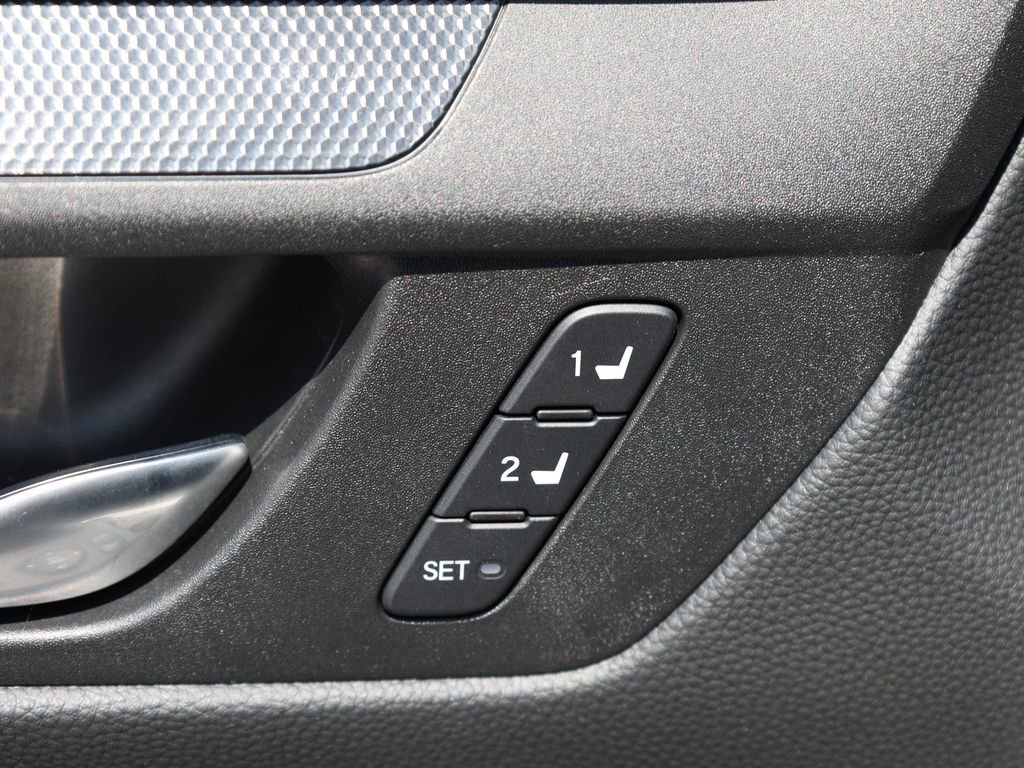 Used 2025 Honda CR-V Sport-L image 11