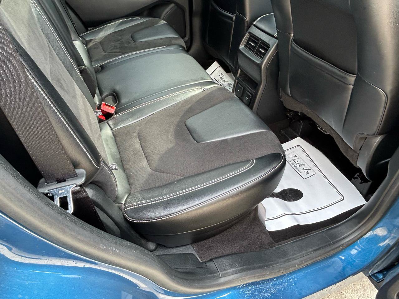 Used 2019 Ford Edge ST w/ Convenience Package AWD/4WD image 11