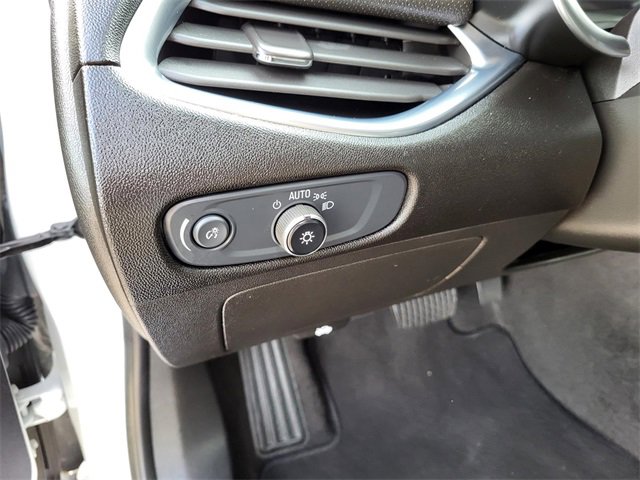 Used 2024 Chevrolet Malibu LT image 13