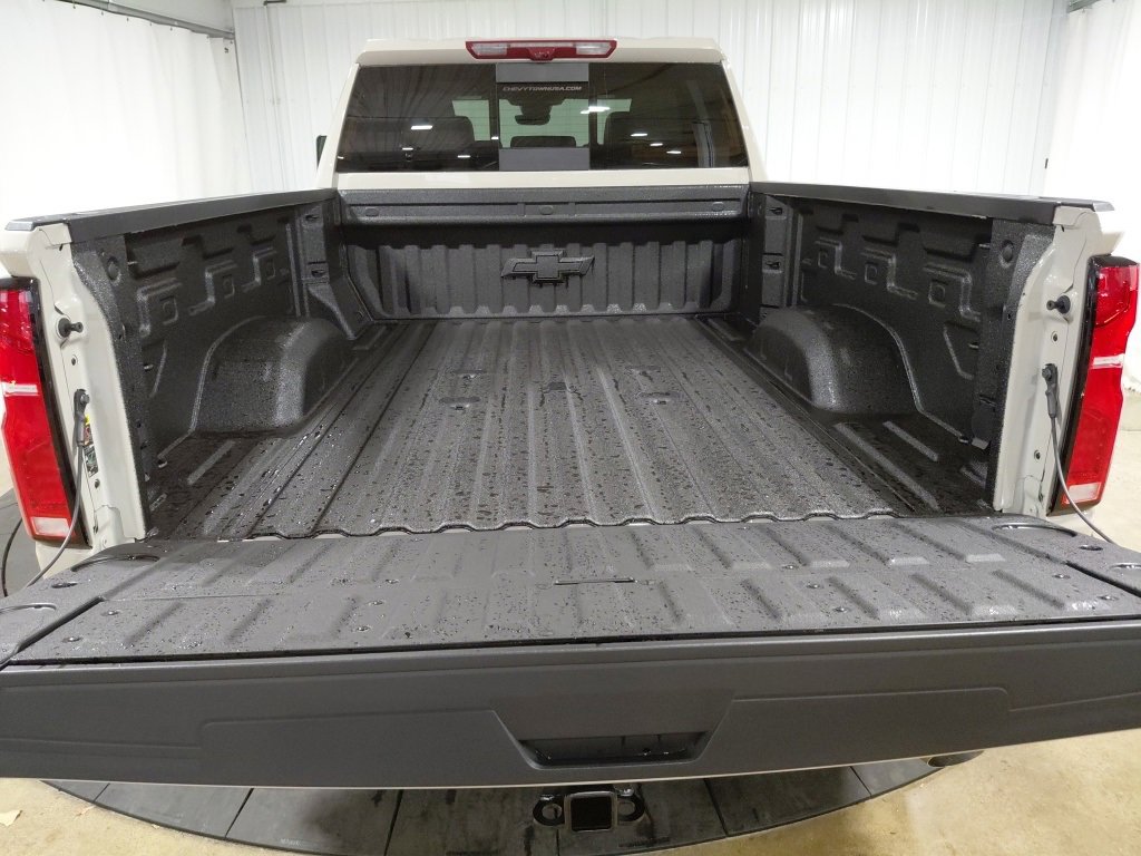 New 2026 Chevrolet Silverado 2500 ZR2 w/ LPO, Dark Essentials Package image 8