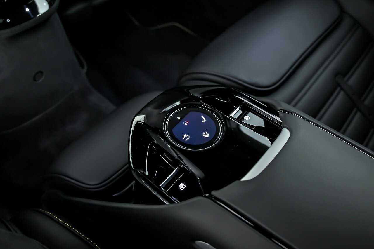 Used 2025 Ferrari Purosangue image 33