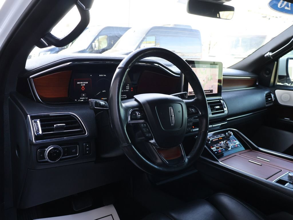 Used 2020 Lincoln Navigator Reserve w/ Equipment Group 208A Reserve image 21