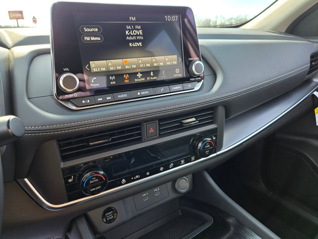 New 2026 Nissan Rogue SV image 7