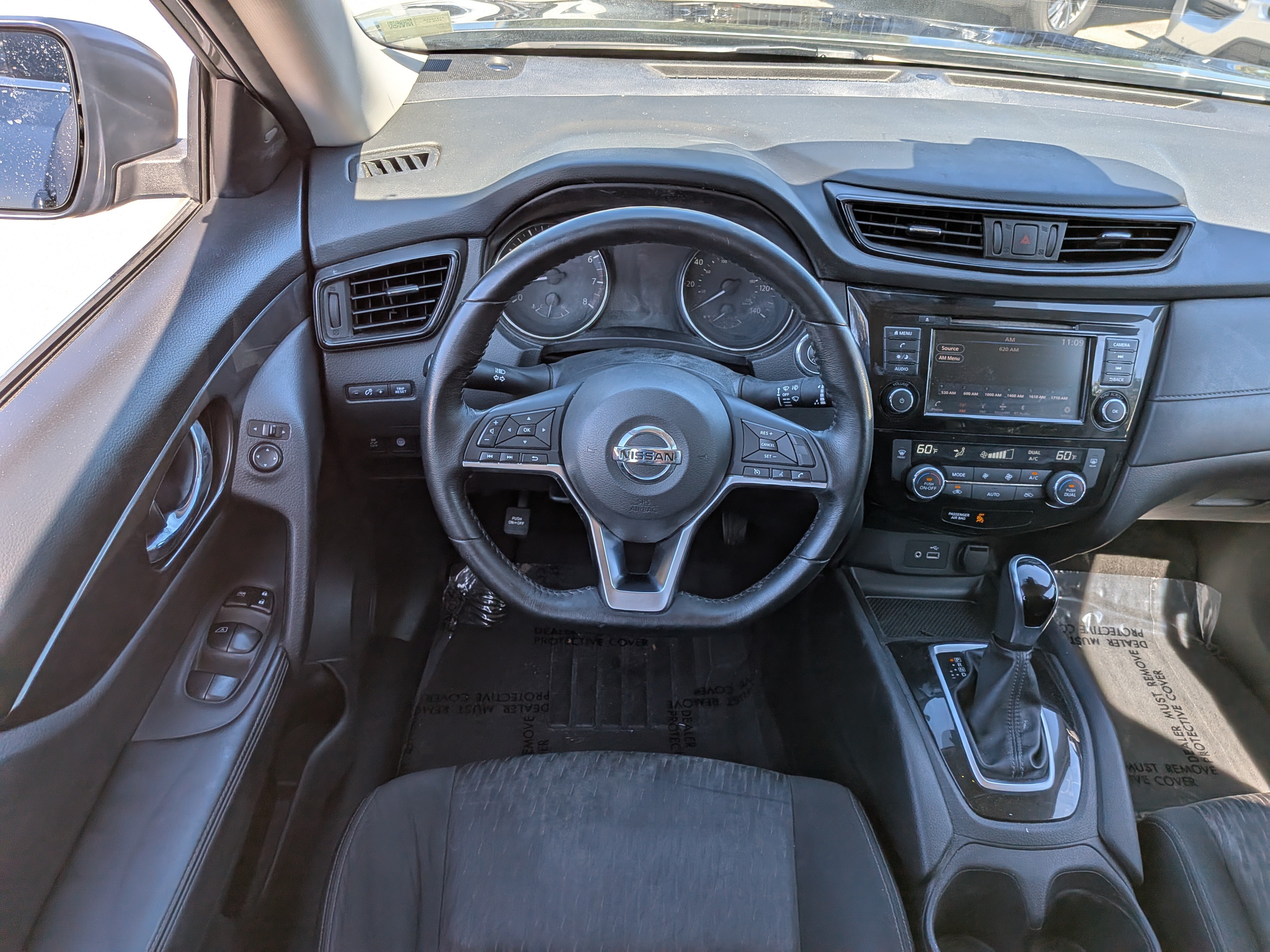 Used 2019 Nissan Rogue SV FWD image 17