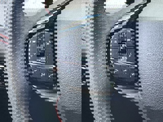 Used 2025 Ford Explorer ST-Line w/ ST-Line Street Pack AWD/4WD image 13