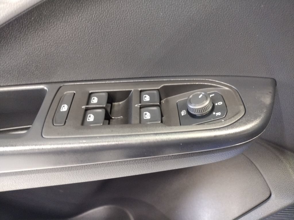 Certified 2024 Volkswagen Taos S AWD/4WD image 21