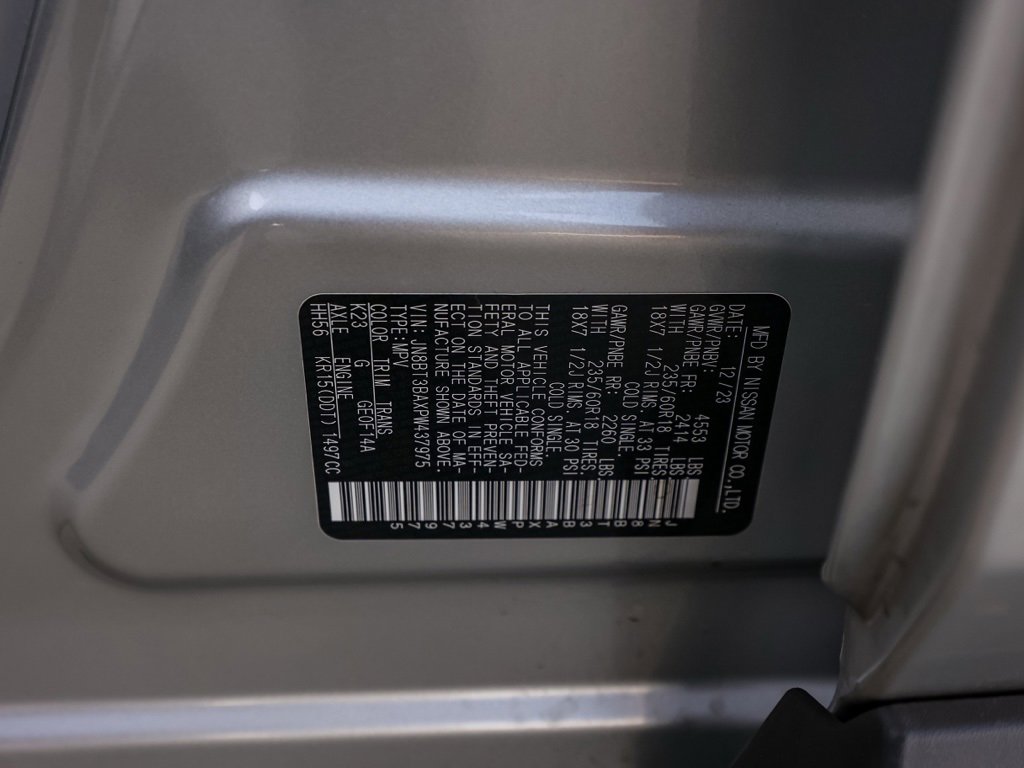 Used 2023 Nissan Rogue SV image 33