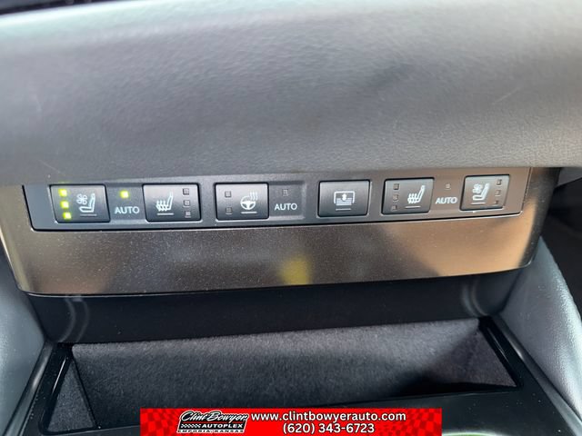 Used 2025 Lexus ES 350 w/ Premium Package FWD image 23