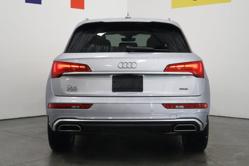 Used 2021 Audi Q5 e Premium AWD/4WD image 11