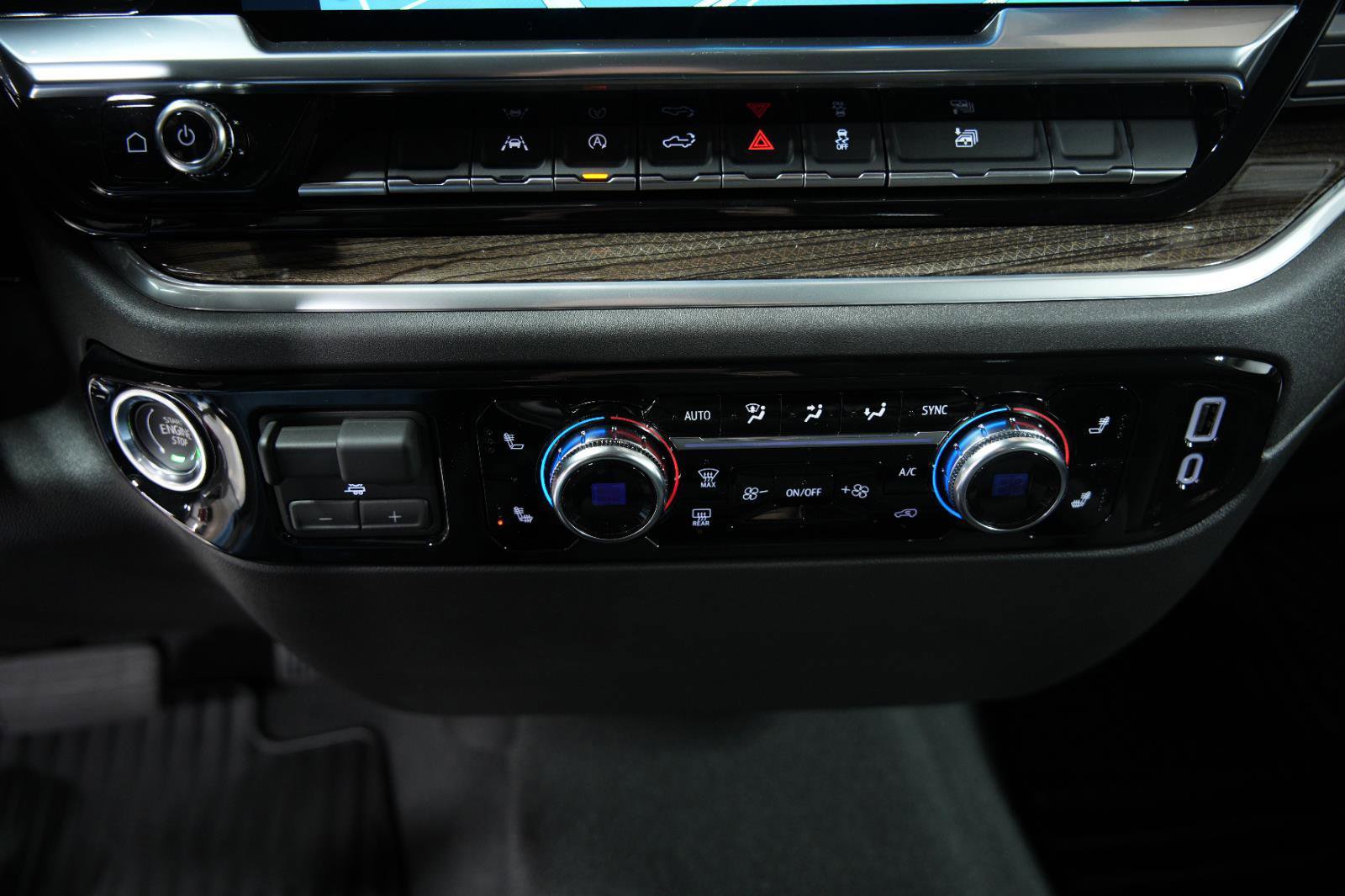 New 2026 GMC Sierra 1500 Elevation image 31