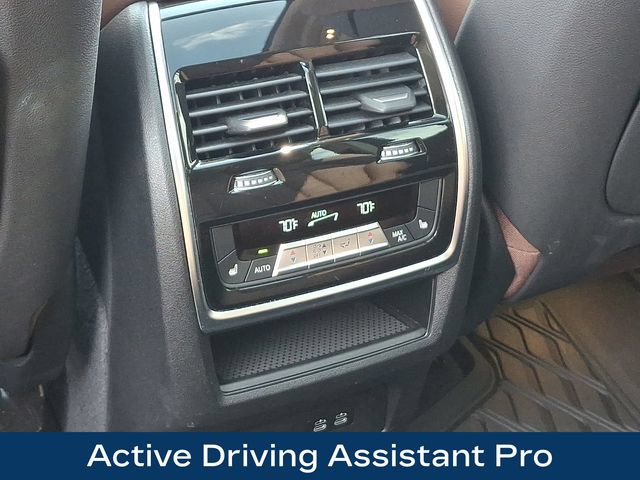 Used 2020 BMW X7 xDrive40i w/ Premium Package AWD/4WD image 19