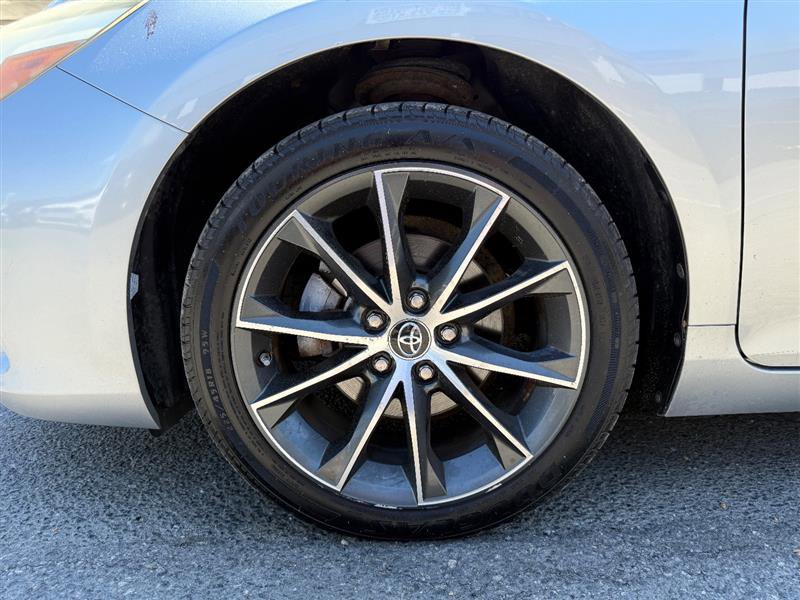 Used 2016 Toyota Camry XSE w/ Moonroof Package FWD image 10