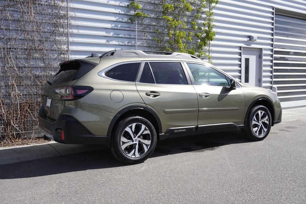 Used 2022 Subaru Outback Limited image 4