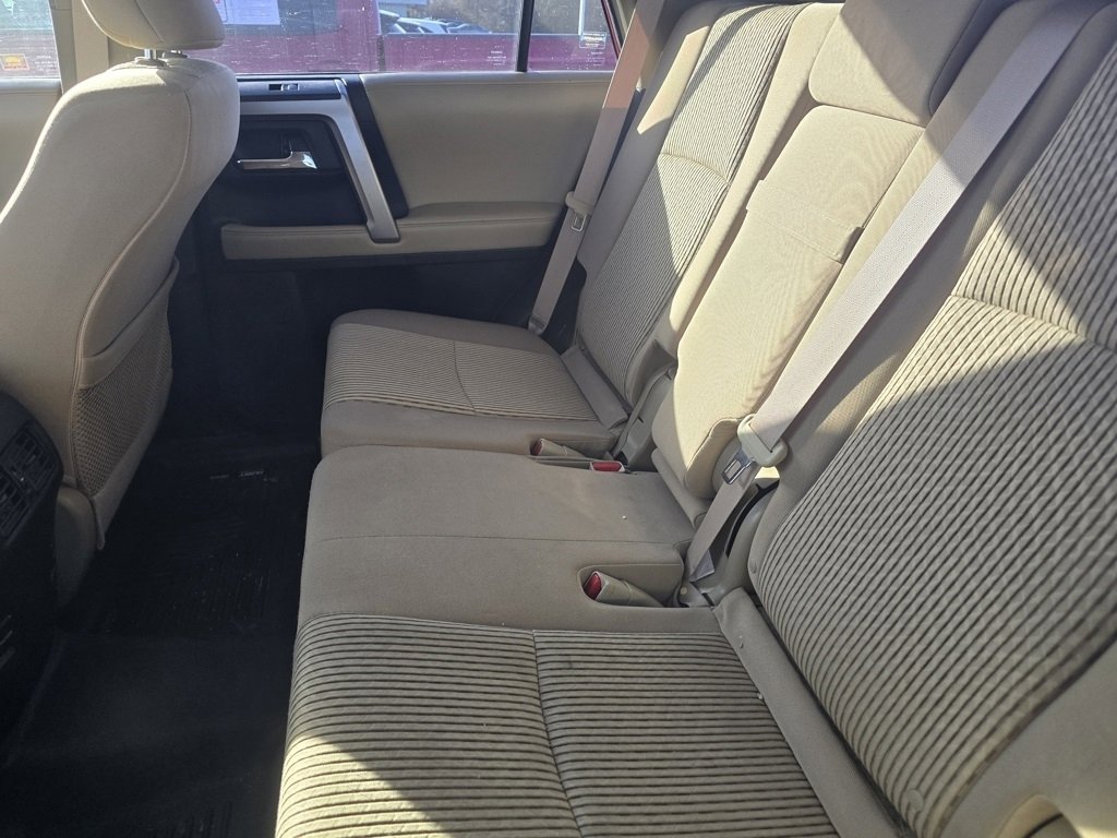 Used 2015 Toyota 4Runner SR5 image 21