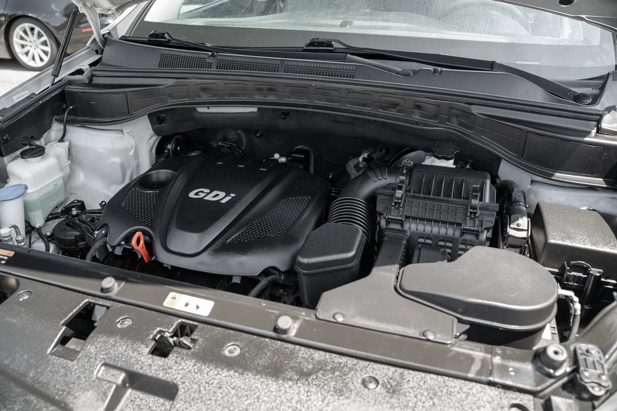 Used 2014 Hyundai Santa Fe Sport w/ Premium Equipment Package 03 FWD image 28