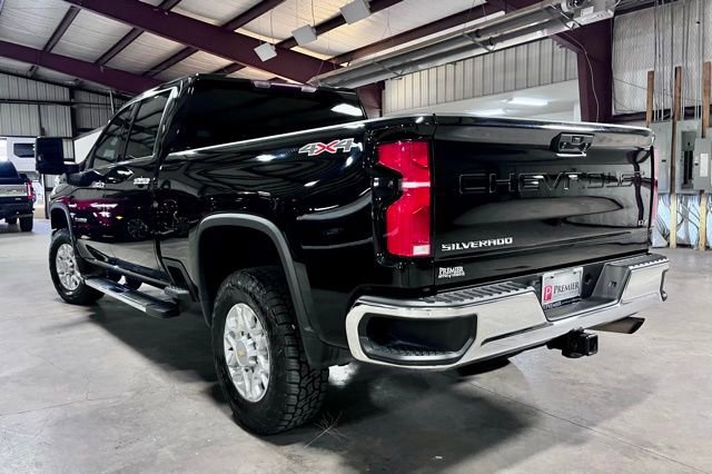Used 2024 Chevrolet Silverado 2500 LTZ image 6