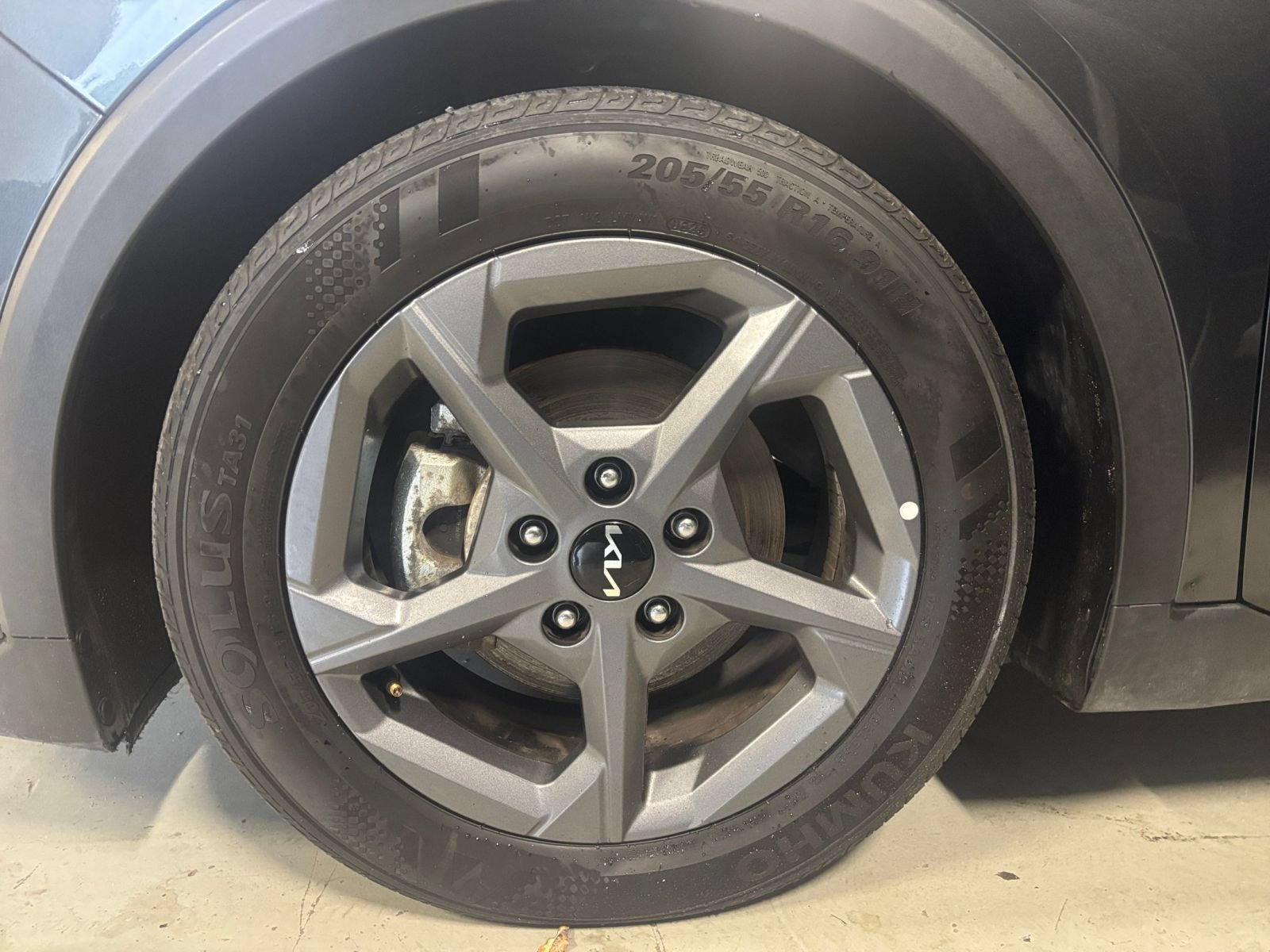 Used 2025 Kia K4 FWD image 28