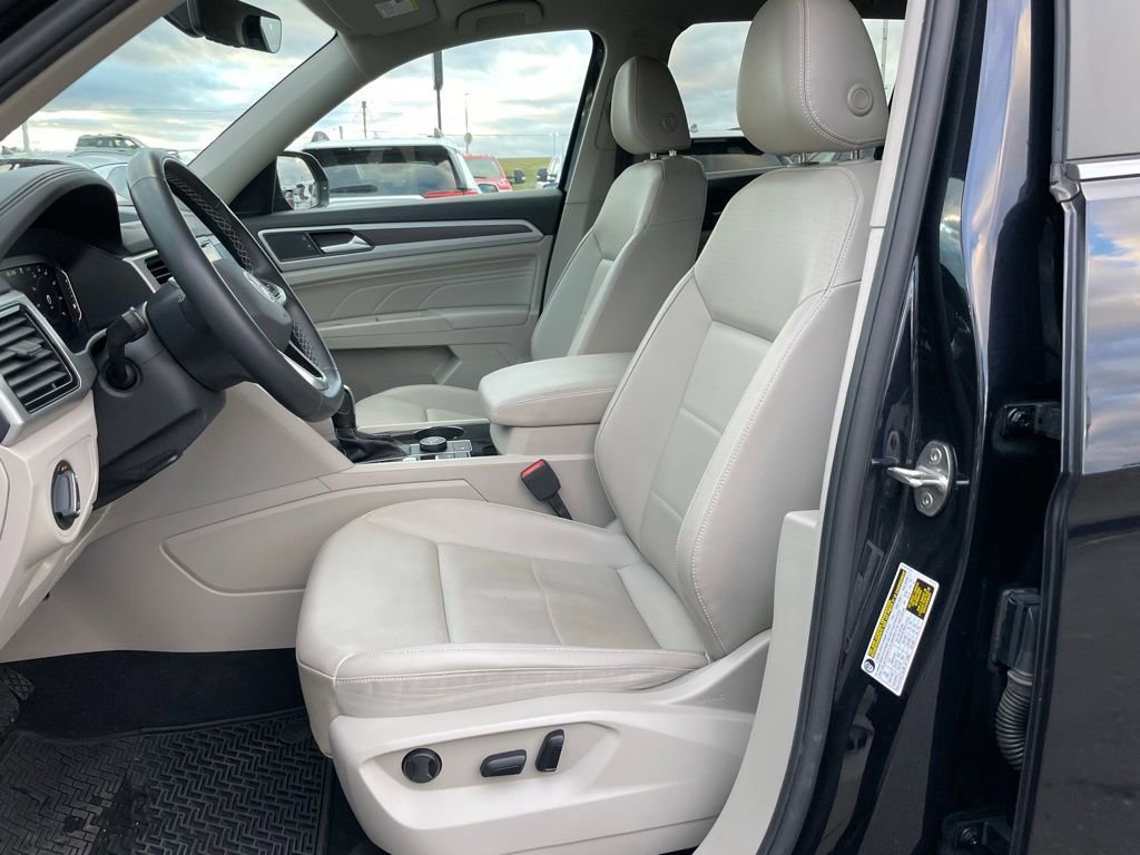 Used 2022 Volkswagen Atlas SE image 7