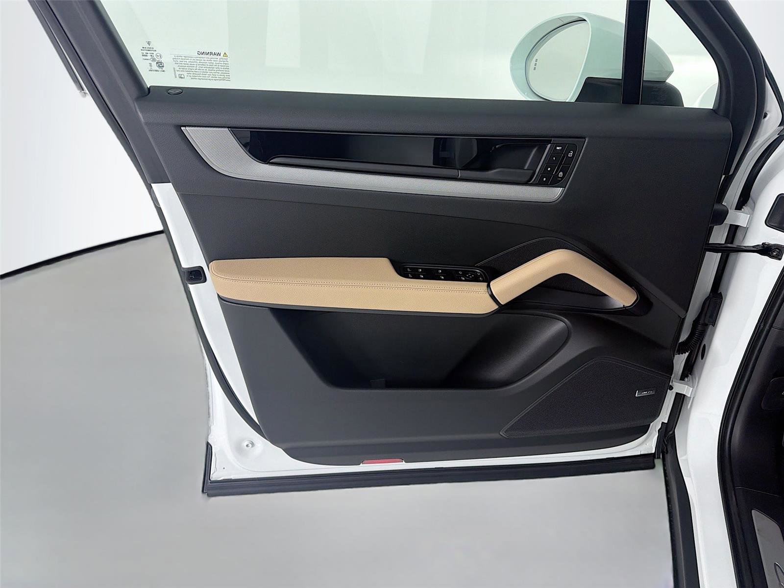 New 2026 Porsche Cayenne image 6