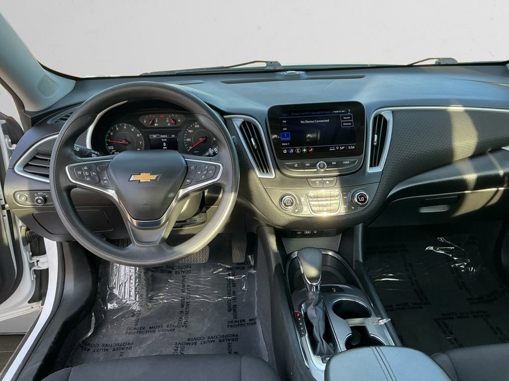 Used 2024 Chevrolet Malibu LT image 10