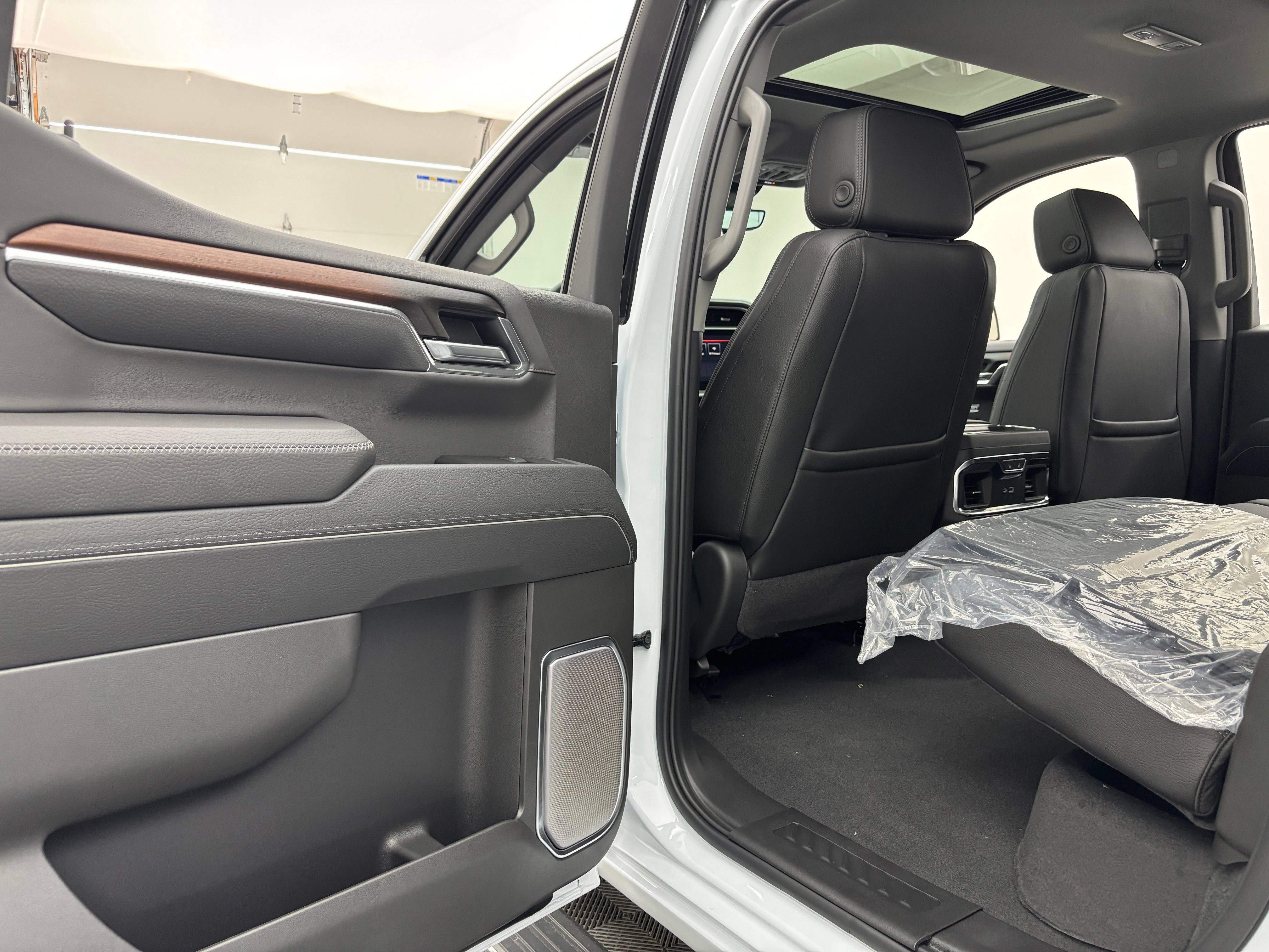 New 2026 GMC Sierra 1500 Denali w/ Denali Reserve Package AWD/4WD image 41